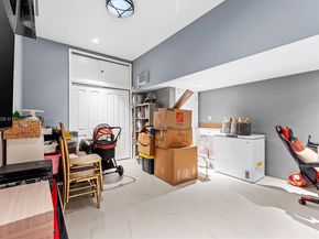 7521 NW 113th Path, Doral FL 33178
