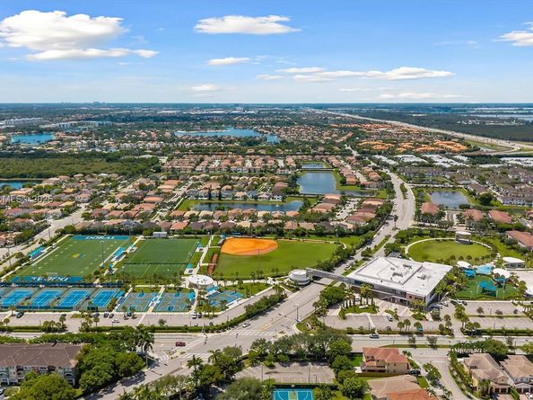 7521 NW 113th Path, Doral FL 33178