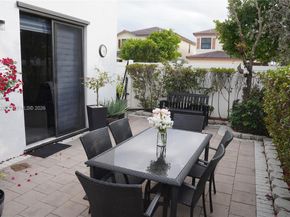 10306 W 33rd Ln, Hialeah FL 33018