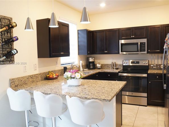 10306 W 33rd Ln, Hialeah FL 33018