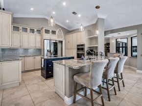 343 Coconut Cir, Weston FL 33326
