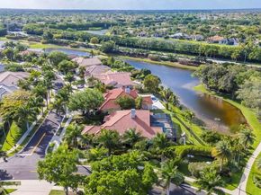 343 Coconut Cir, Weston FL 33326