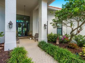 343 Coconut Cir, Weston FL 33326