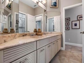 343 Coconut Cir, Weston FL 33326