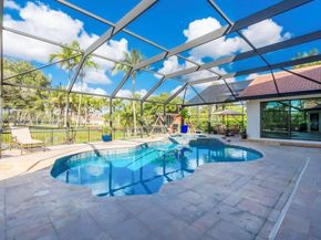 343 Coconut Cir, Weston FL 33326