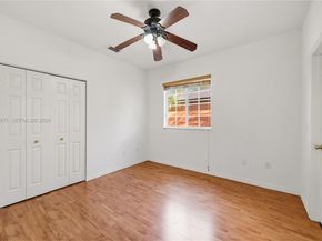 1166 NW 100th Ave, Pembroke Pines FL 33024