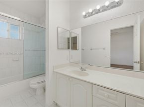 1166 NW 100th Ave, Pembroke Pines FL 33024