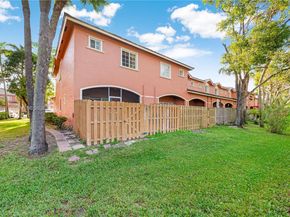 1166 NW 100th Ave, Pembroke Pines FL 33024