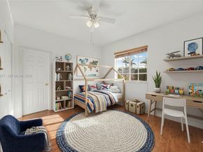 1166 NW 100th Ave, Pembroke Pines FL 33024