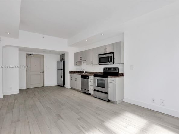 111 E Flagler St 902, Miami FL 33131