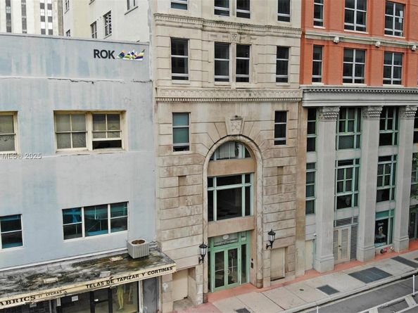 111 E Flagler St 902, Miami FL 33131