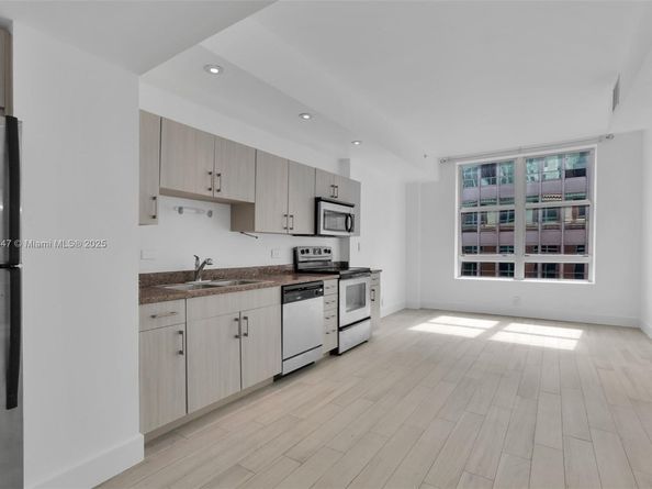 111 E Flagler St 902, Miami FL 33131