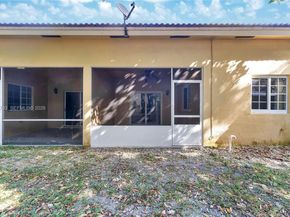 1174 NE 32nd Ave, Homestead FL 33033