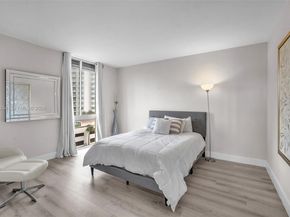 20191 E Country Club DR 601, Aventura FL 33180