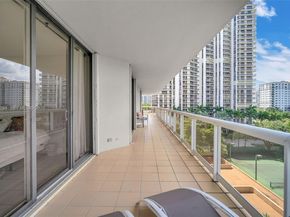 20191 E Country Club DR 601, Aventura FL 33180