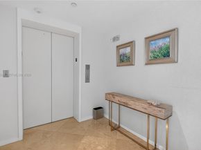 1331 Brickell Bay Dr 3811, Miami FL 33131