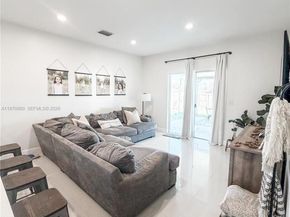 30725 SW 158th Path, Homestead FL 33033