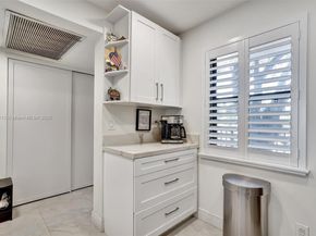 10401 W Broward Blvd 205, Plantation FL 33324