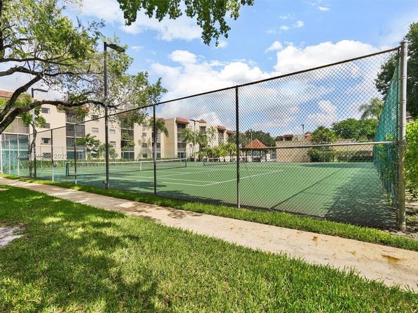 10401 W Broward Blvd 205, Plantation FL 33324