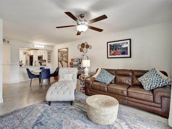 10401 W Broward Blvd 205, Plantation FL 33324