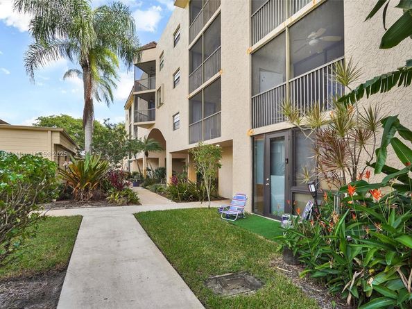 10401 W Broward Blvd 205, Plantation FL 33324