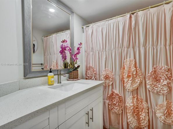 10401 W Broward Blvd 205, Plantation FL 33324