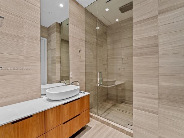 4701 N Meridian Ave 312, Miami Beach FL 33140