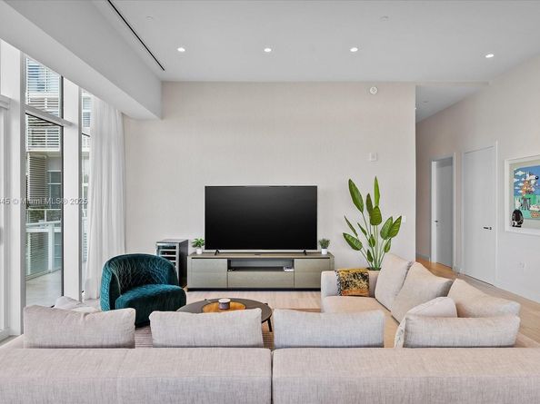4701 N Meridian Ave 312, Miami Beach FL 33140