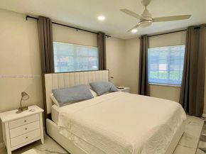 9065 Thunderbird Dr, Coral Springs FL 33065