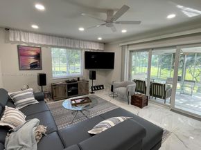 9065 Thunderbird Dr, Coral Springs FL 33065