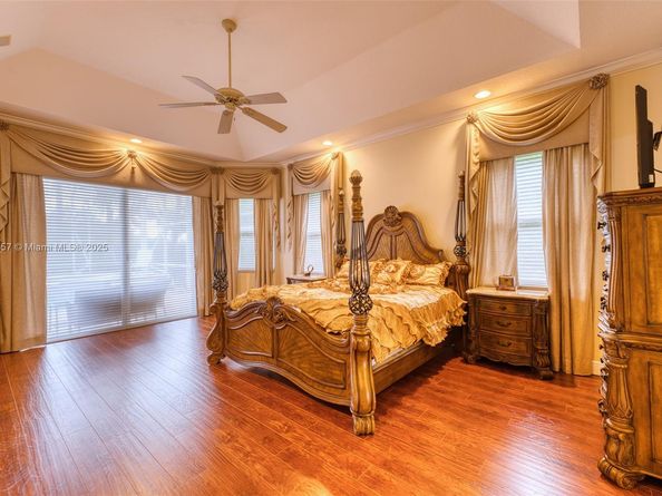 6153 NW 120th Ter, Coral Springs FL 33076