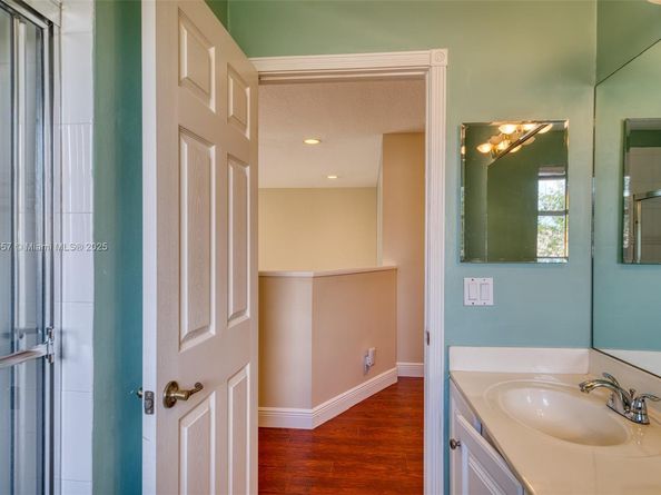 6153 NW 120th Ter, Coral Springs FL 33076
