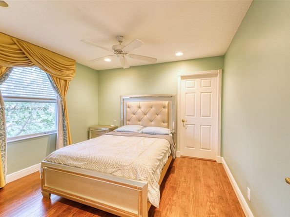 6153 NW 120th Ter, Coral Springs FL 33076