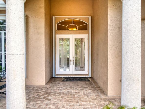 6153 NW 120th Ter, Coral Springs FL 33076