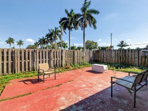 18615 NW 84th Court 1011, Hialeah FL 33015