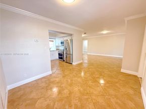 6360 SW 9th Pl, North Lauderdale FL 33068