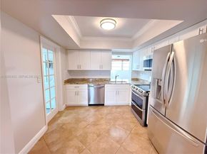 6360 SW 9th Pl, North Lauderdale FL 33068