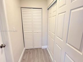 6360 SW 9th Pl, North Lauderdale FL 33068