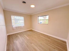 6360 SW 9th Pl, North Lauderdale FL 33068