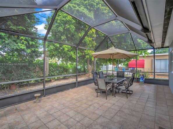 12371 SW 190th Ter, Miami FL 33177