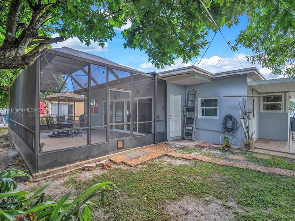 12371 SW 190th Ter, Miami FL 33177