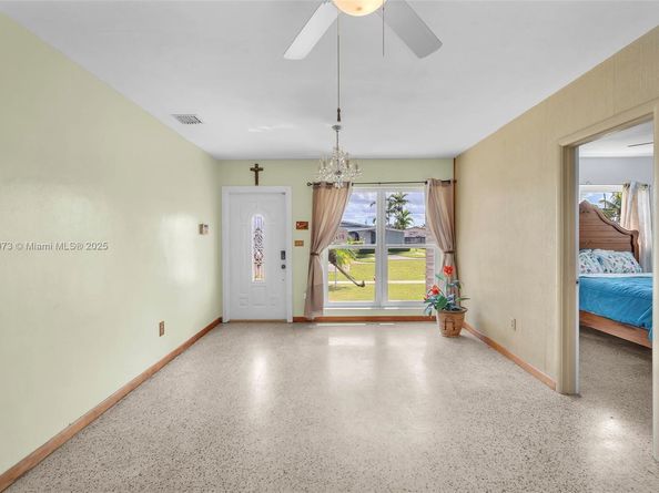 12371 SW 190th Ter, Miami FL 33177