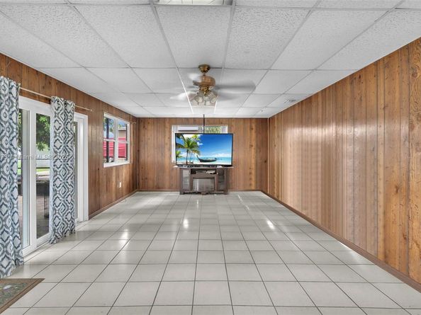 12371 SW 190th Ter, Miami FL 33177