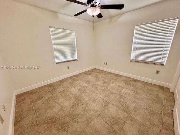 524 NW 14th St, Homestead FL 33030
