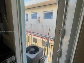 644 Meridian Ave 12, Miami Beach FL 33139