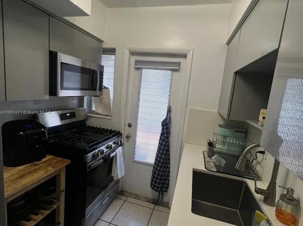 644 Meridian Ave 12, Miami Beach FL 33139