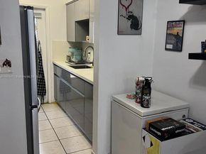 644 Meridian Ave 12, Miami Beach FL 33139