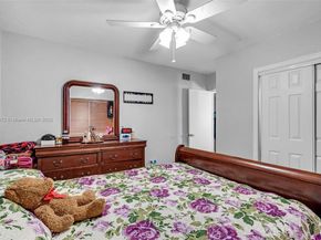 810 E 9th Pl, Hialeah FL 33010