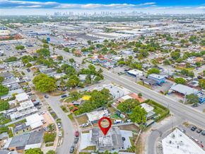 810 E 9th Pl, Hialeah FL 33010
