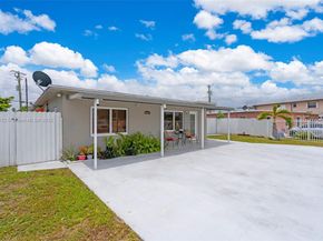 810 E 9th Pl, Hialeah FL 33010